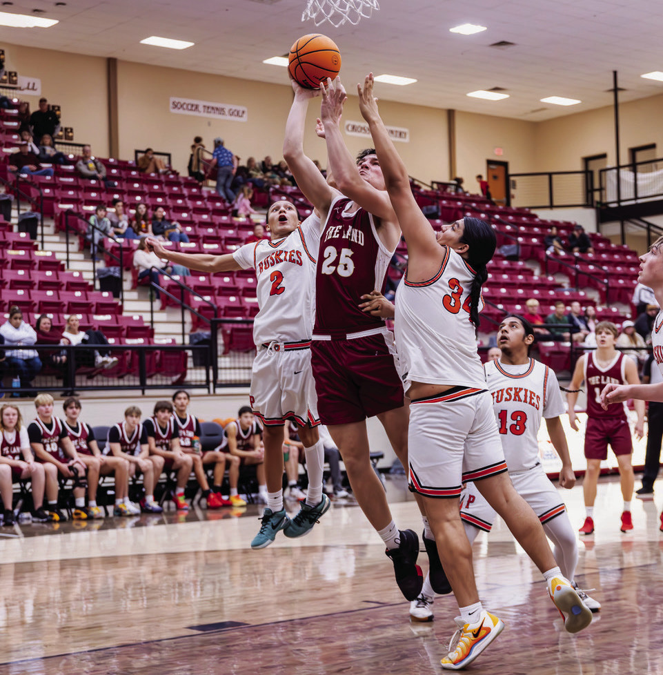 The Cleveland Tigers opened the Blue Sky Invitational Tournament last week with a 66-52 win over Pawhuska, then went on to fall to Skiatook, 59-67, then beat Metro Christian to claim third place. Senior Tyler Kelsey was a beast under the basket against Pawhuska. Photo by John Burns Senior Mannford Pirate Max Moore puts up a jumper